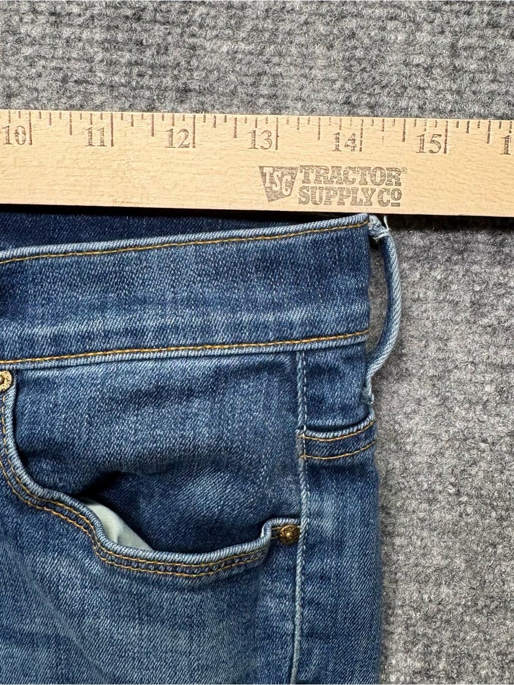 MOTHER Jeans Womens 28 Weekender Fray in Not Rough Enough Flare Raw Hem USA Made - Picture 7 of 14